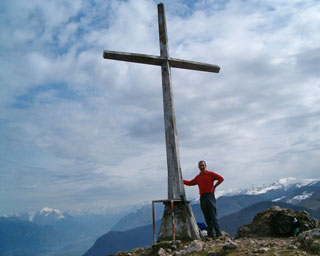 Salita alla Corna dei Trenta Passi 1248 m partendo da Vello sulla sponda orientale del Lago d'Iseo il 4 aprile 09 - FOTOGALLERY